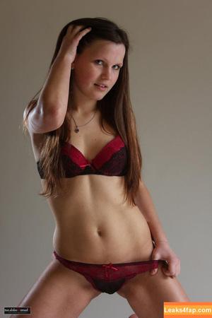 CharmModels photo #3657