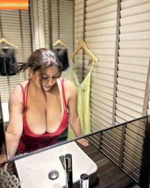 Charu Sharma фото #0020