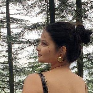 Charvi Sharma photo #0016