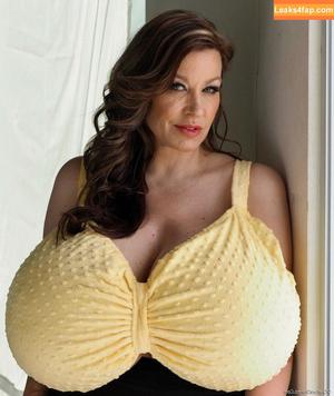 Chelsea Charms фото #0068