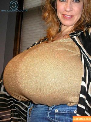 Chelsea Charms фото #1029