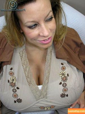 Chelsea Charms фото #1429