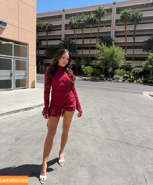 Chelsea Green photo #2627