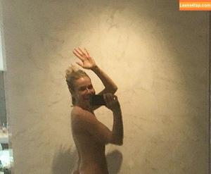 Chelsea Handler photo #0170