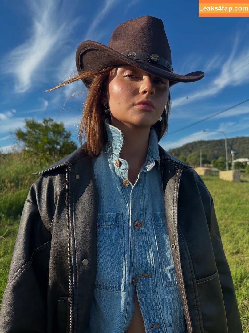 Chelsea Mayer / chelsea.m.07 / chelsea.m.2007 leaked photo photo #0004