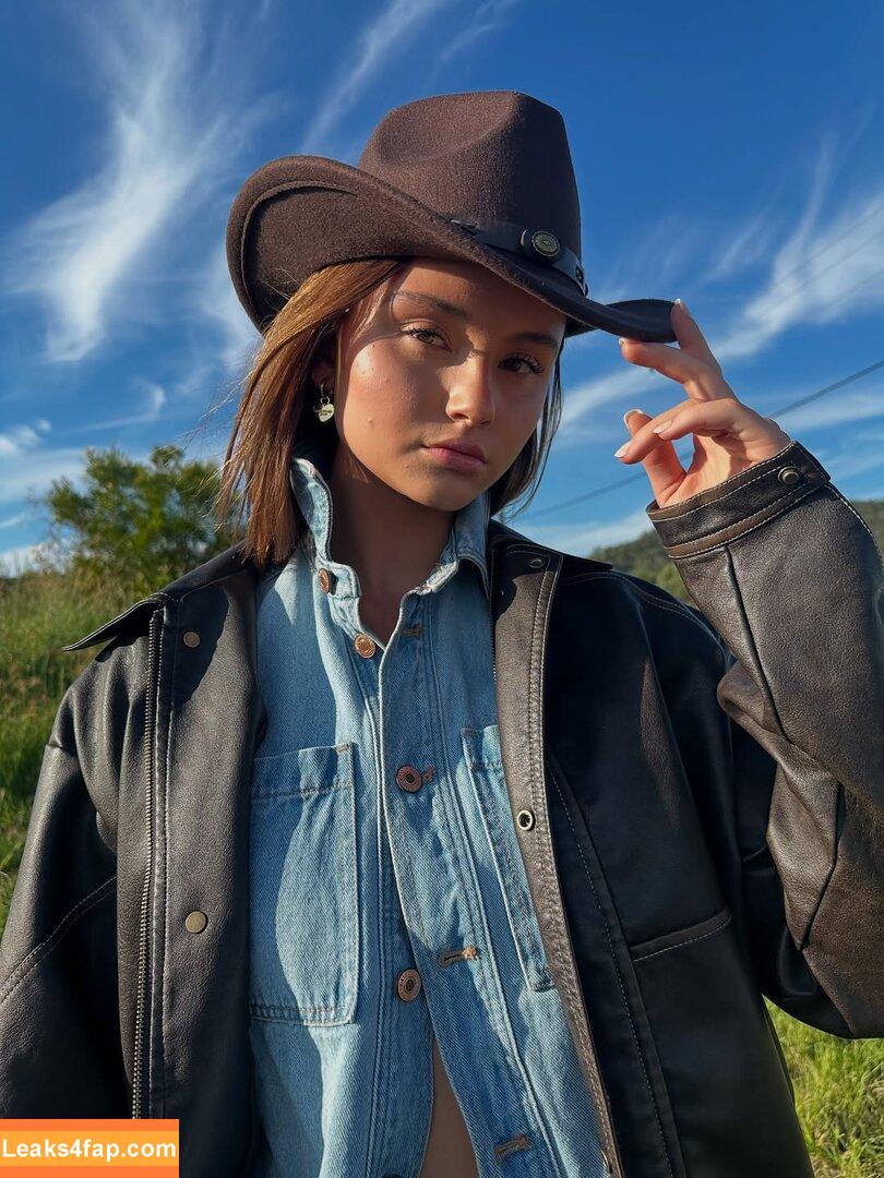 Chelsea Mayer / chelsea.m.07 / chelsea.m.2007 leaked photo photo #0006