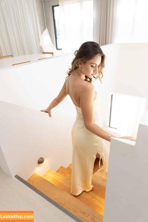 Chelsea Mayer photo #0031