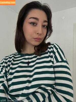 Cherry_Mila photo #0001
