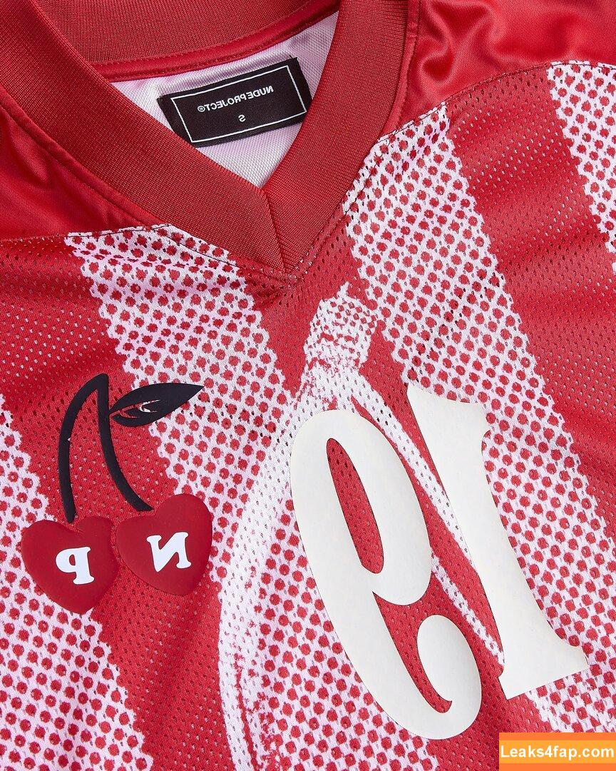 Cherry Red /  leaked photo photo #0003