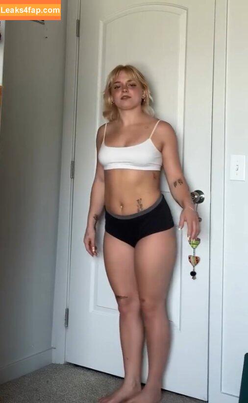 cherrygrlfrnd /  leaked photo photo #0008