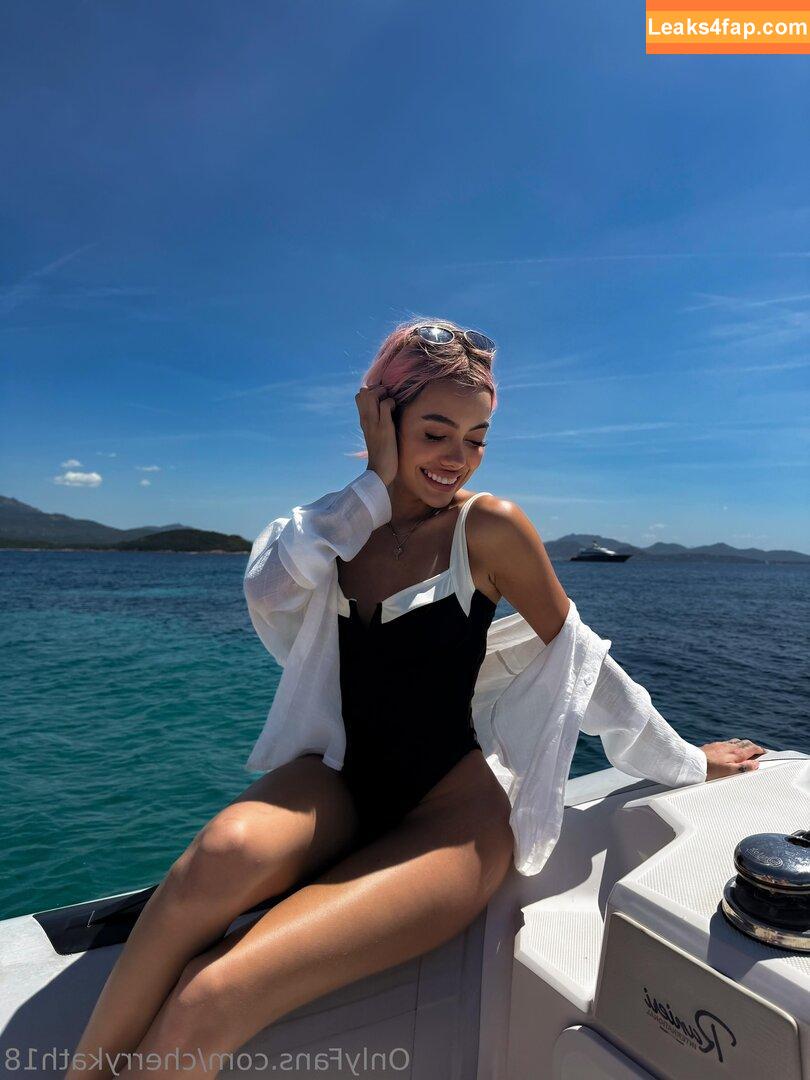 cherrykath18 /  leaked photo photo #0346