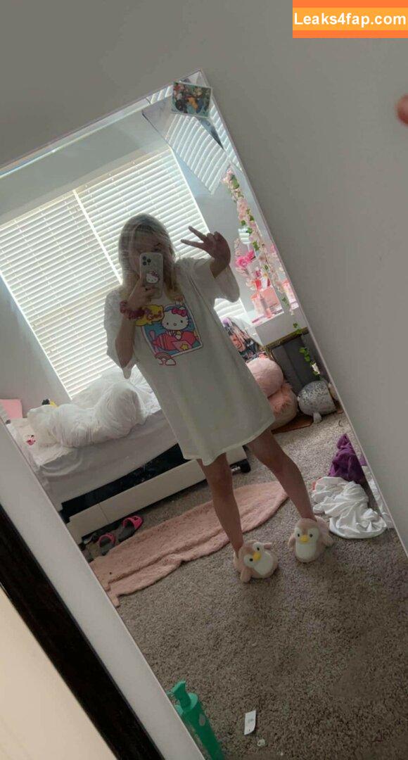 Chewys.melons / Chewy_waifu / chewtastic_chewy leaked photo photo #0027