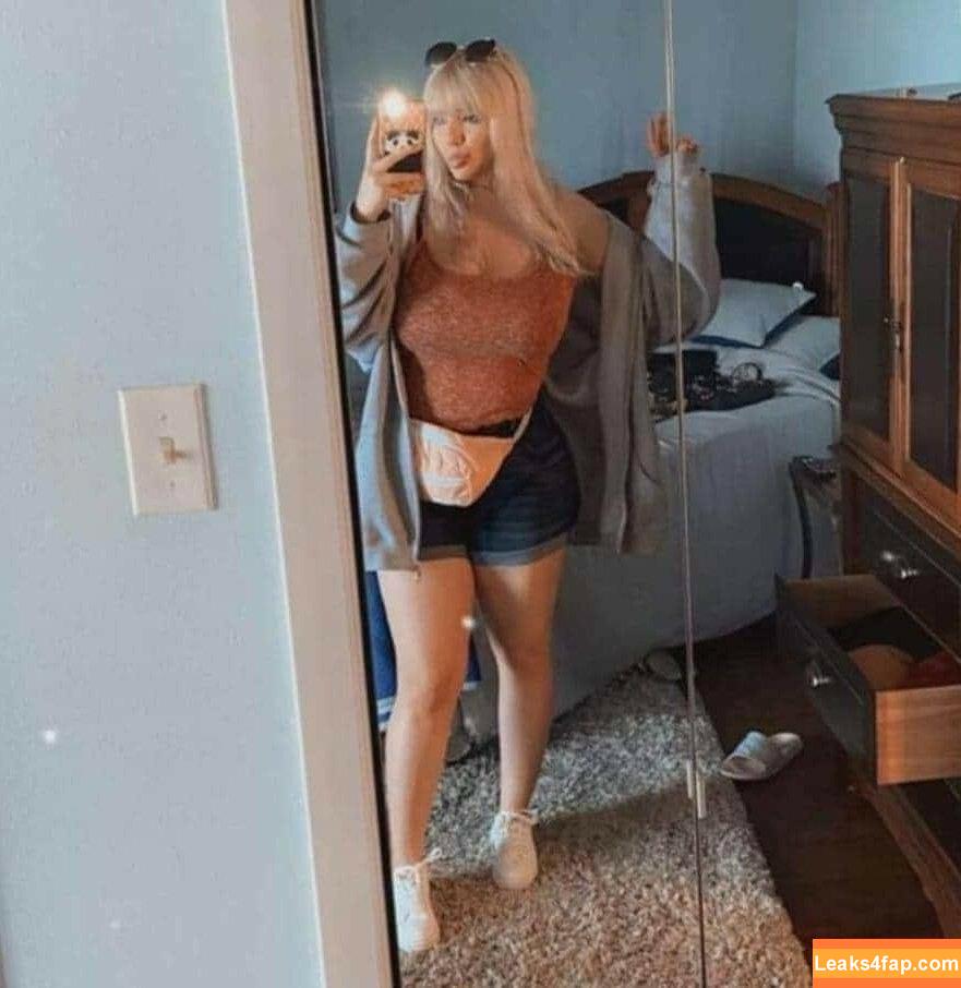 Chewys.melons / Chewy_waifu / chewtastic_chewy leaked photo photo #0274