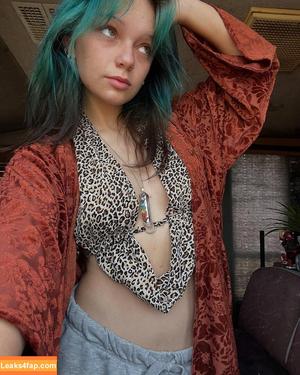 Cheyenne Hay photo #0029