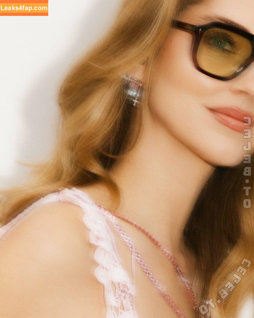 Chiara Ferragni / ChiaraFerragni слитое фото фото #0840