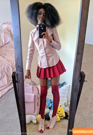 Chibella Chan photo #0023