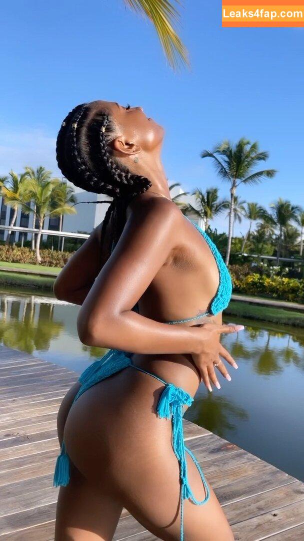 chica_ruch /  слитое фото фото #0005