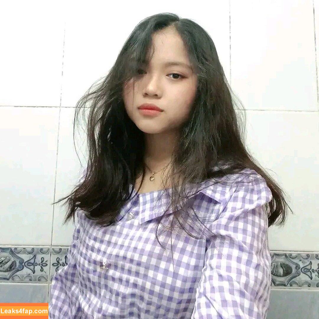 chieezzeey / Vera Hill / chichi / chiicheezeeiei / zzzzericaa leaked photo photo #0001