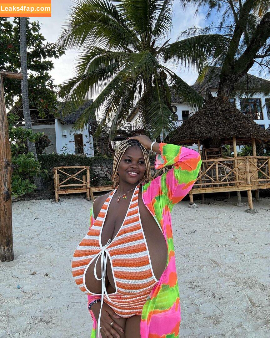 Chioma Lovv / chiomalovv leaked photo photo #0668