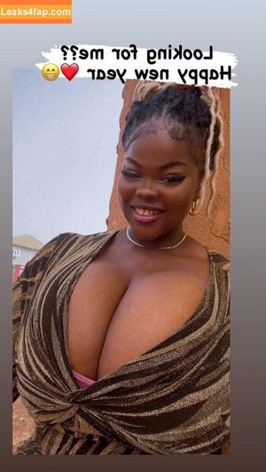 Chioma Lovv photo #0023