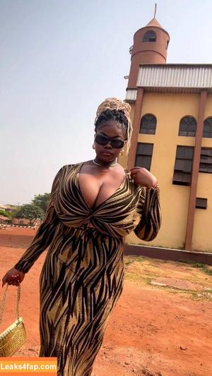 Chioma Lovv photo #0026