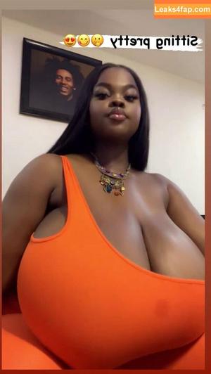 Chioma Lovv photo #0062