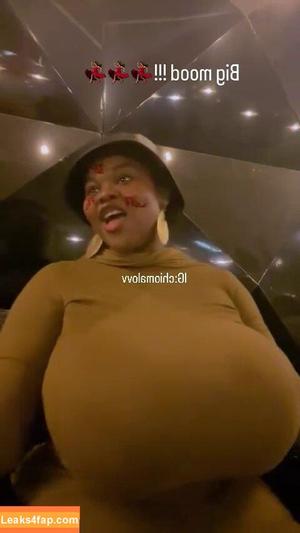 Chioma Lovv photo #0084