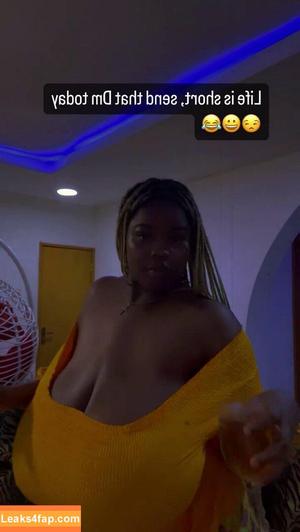 Chioma Lovv photo #0178