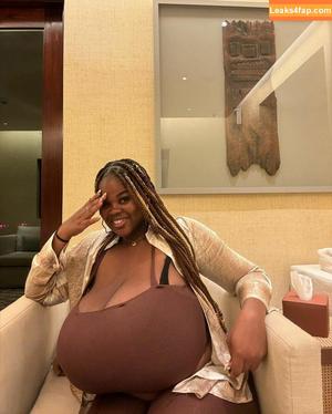Chioma Lovv photo #0222