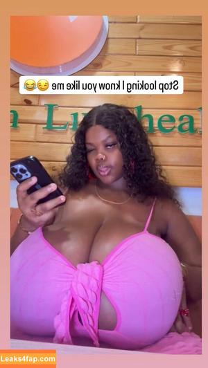 Chioma Lovv photo #0683