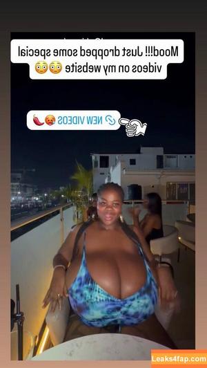 Chioma Lovv photo #0754