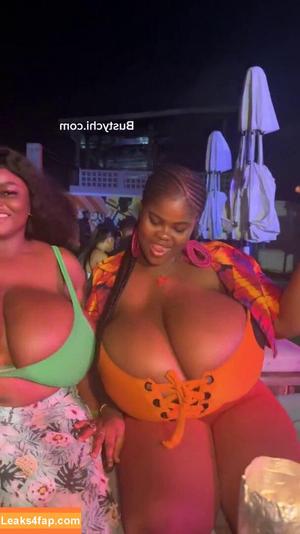 Chioma Lovv photo #0838