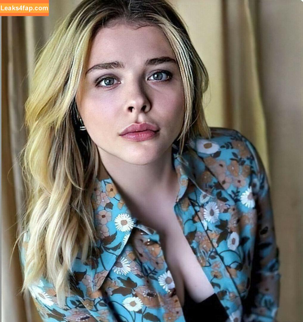 Chloë Grace Moretz / chloegmoretz / https: leaked photo photo #0014