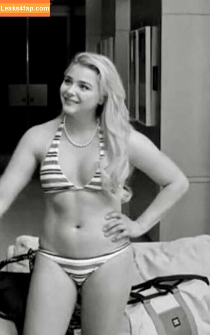 Chloë Grace Moretz / chloegmoretz / https: leaked photo photo #0015
