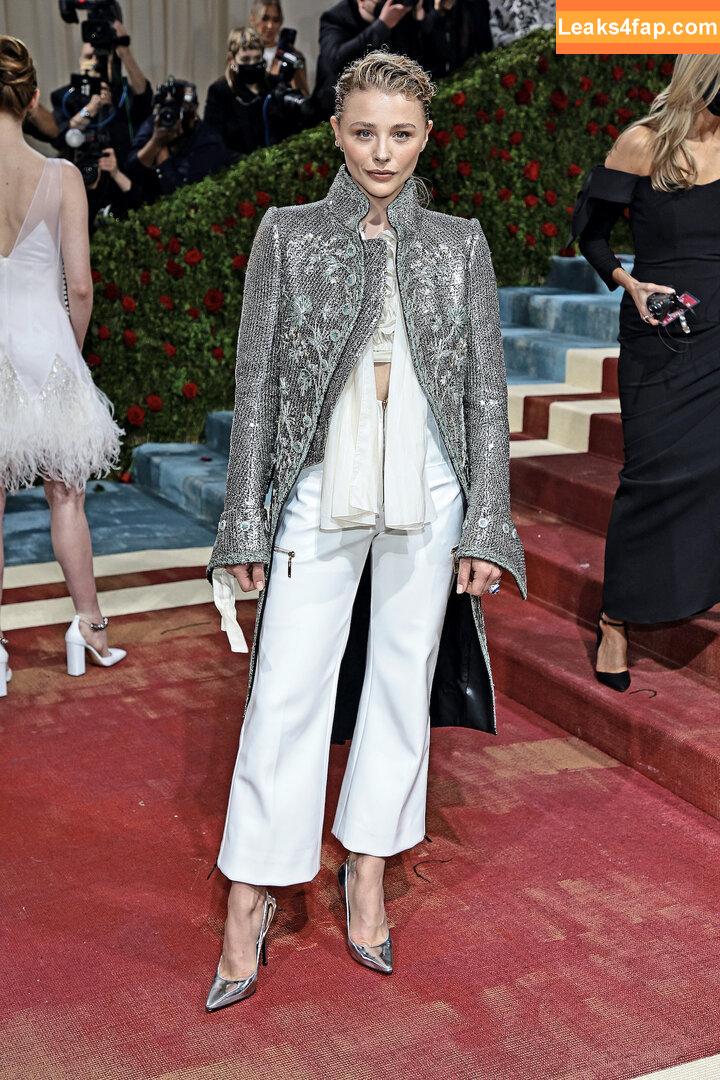 Chloë Grace Moretz / chloegmoretz / https: leaked photo photo #0027