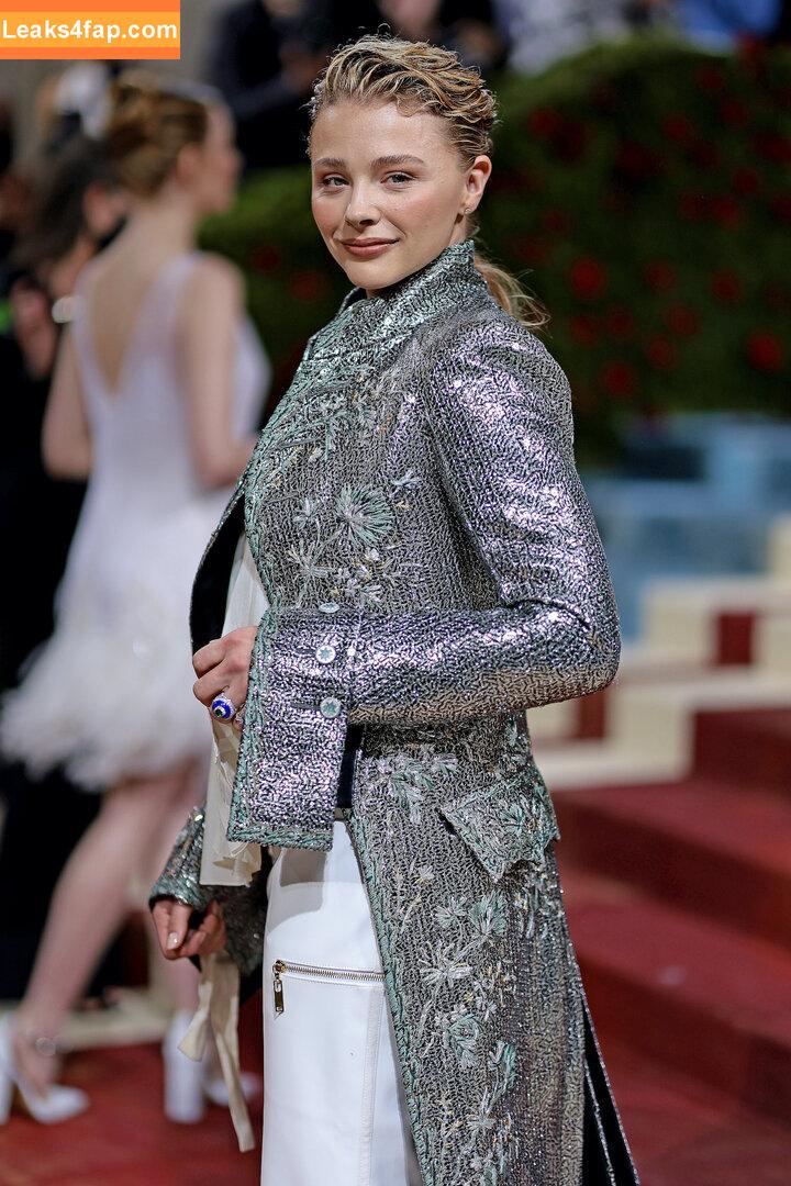Chloë Grace Moretz / chloegmoretz / https: leaked photo photo #0028