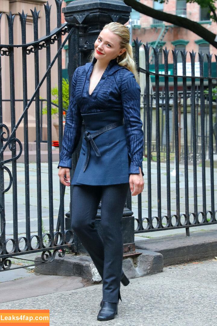 Chloë Grace Moretz / chloegmoretz / https: leaked photo photo #0041