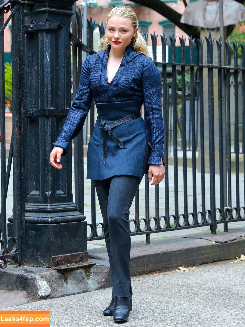 Chloë Grace Moretz / chloegmoretz / https: leaked photo photo #0043