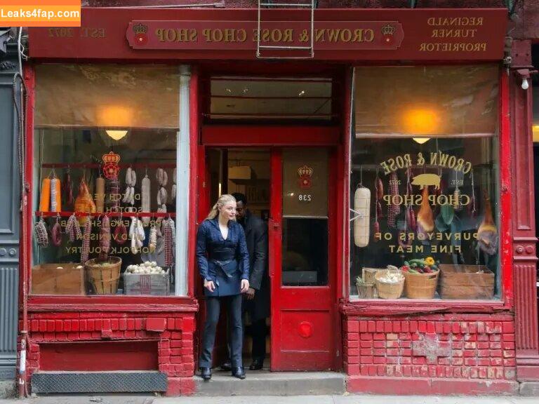 Chloë Grace Moretz / chloegmoretz / https: leaked photo photo #0051