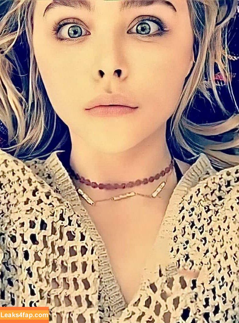 Chloë Grace Moretz / chloegmoretz / https: leaked photo photo #0157