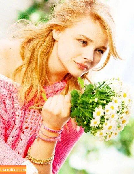 Chloë Grace Moretz / chloegmoretz / https: leaked photo photo #0196