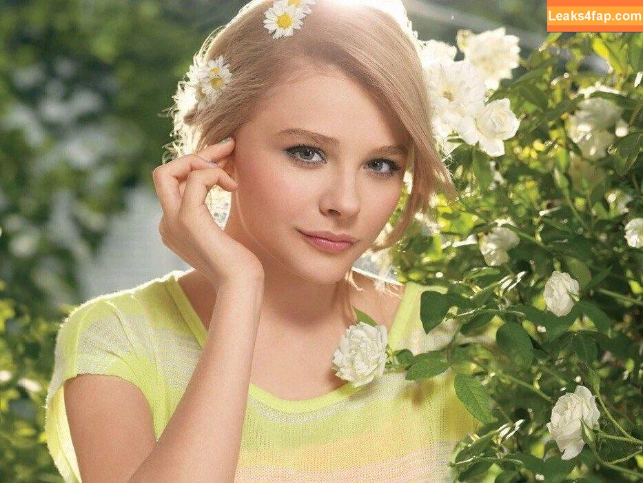Chloë Grace Moretz / chloegmoretz / https: leaked photo photo #0198