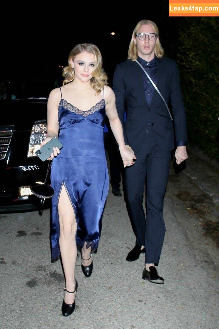 Chloë Grace Moretz / chloegmoretz / https: leaked photo photo #0211