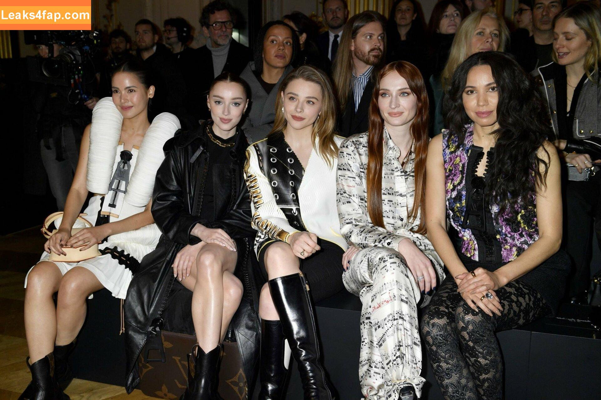 Chloë Grace Moretz / chloegmoretz / https: leaked photo photo #0219