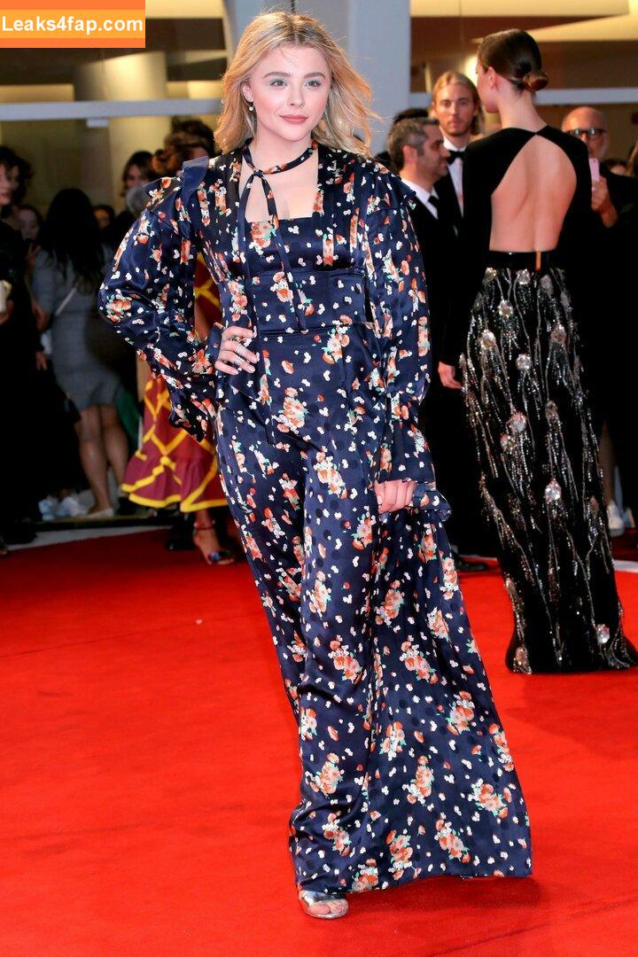 Chloë Grace Moretz / chloegmoretz / https: leaked photo photo #0227