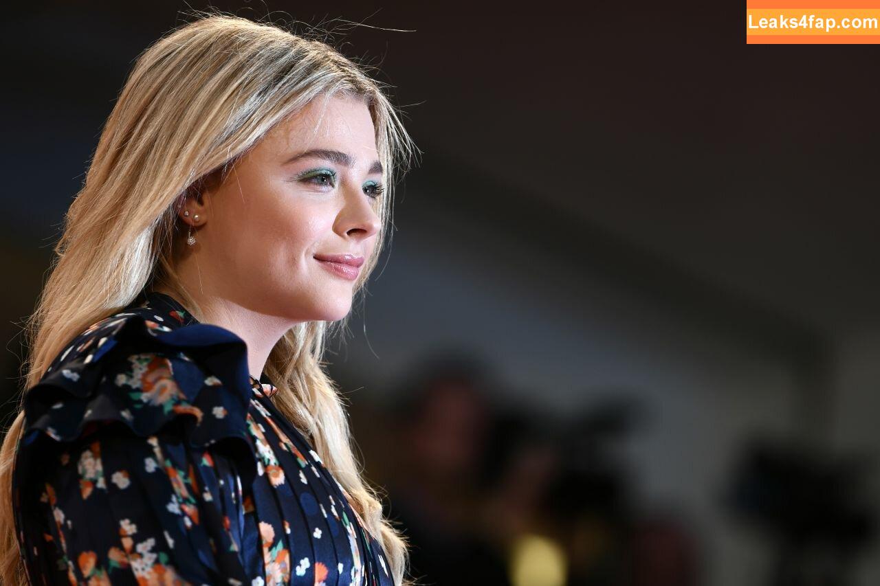 Chloë Grace Moretz / chloegmoretz / https: слитое фото фото #0234