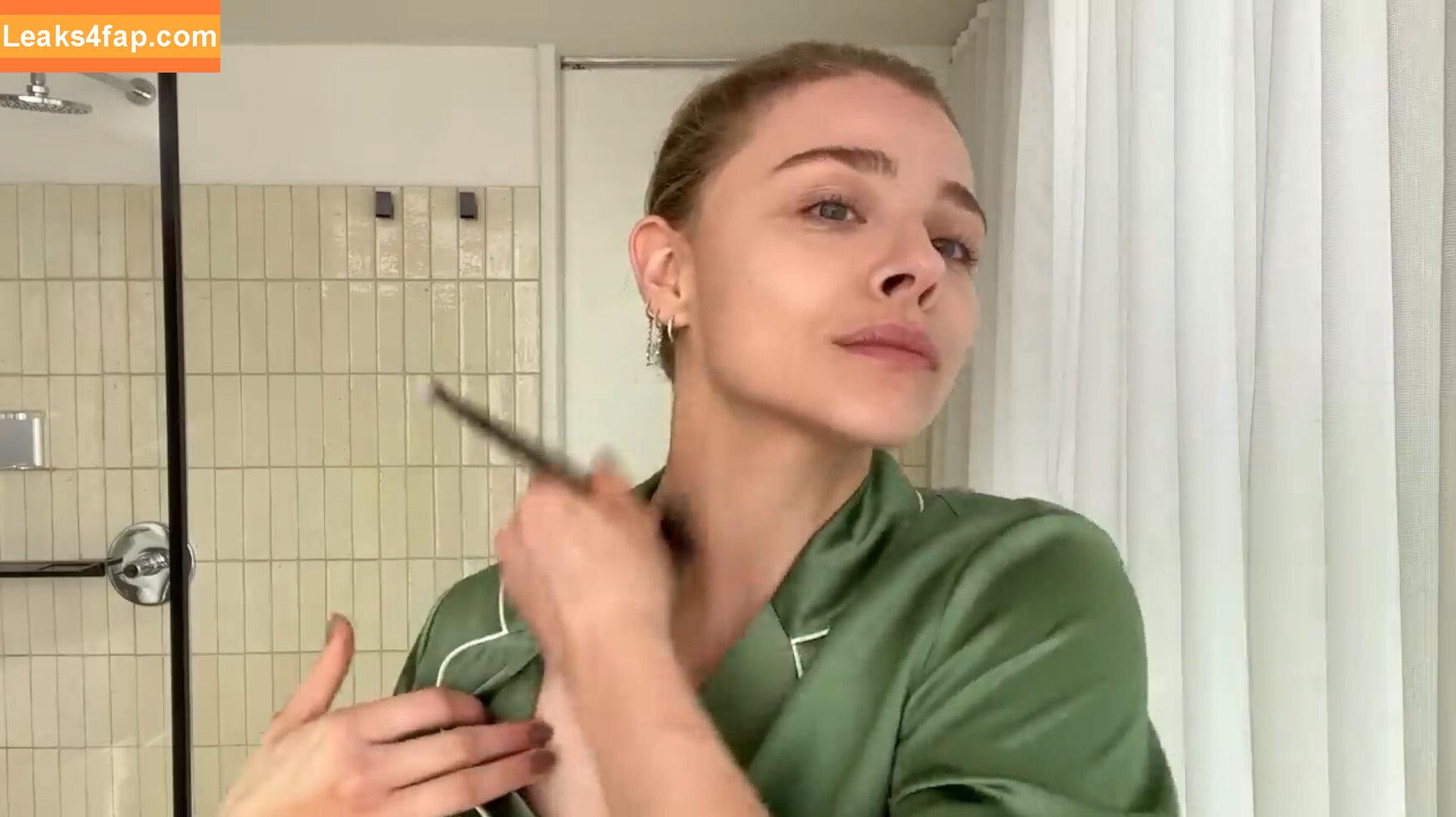 Chloë Grace Moretz / chloegmoretz / https: leaked photo photo #0268