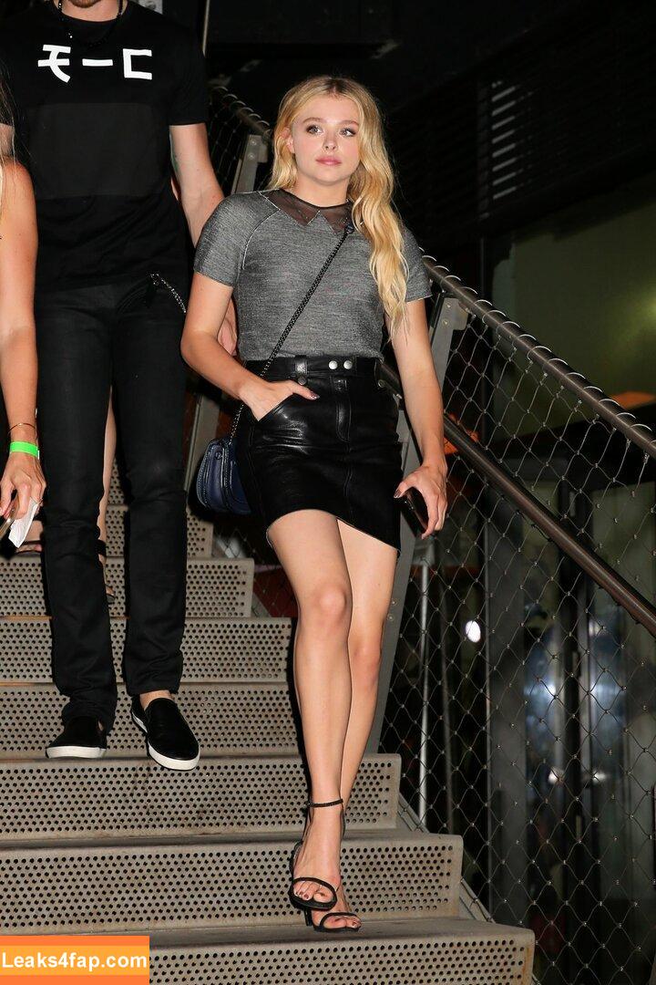 Chloë Grace Moretz / chloegmoretz / https: leaked photo photo #0283
