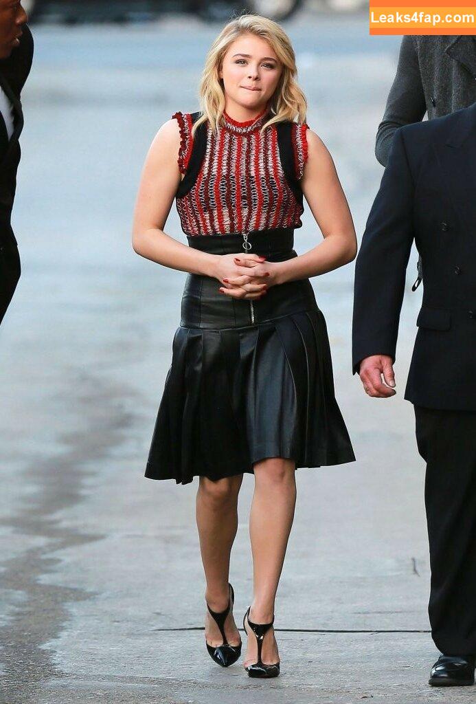 Chloë Grace Moretz / chloegmoretz / https: leaked photo photo #0342