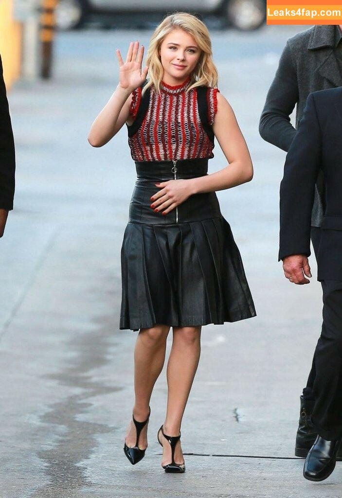 Chloë Grace Moretz / chloegmoretz / https: leaked photo photo #0344